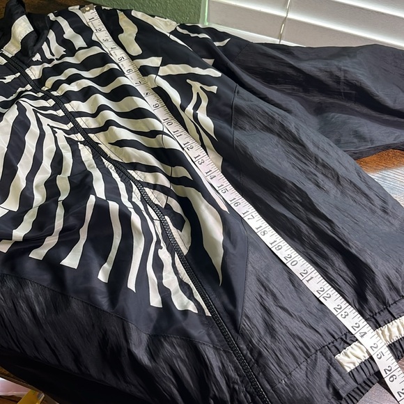 Vintage 90s 80s Argee Sports Women's lightweight Windbreaker Zebra Style Jacket - Picture 7 of 9